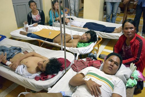 185738_cambodia_garment_workers_strike.jpg