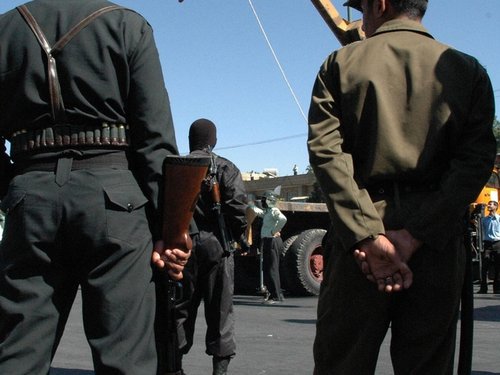 186586_iran_hangings_crop_2.jpg