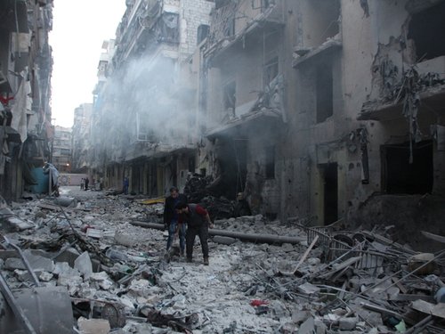 210479_bombing_and_the_humanitarian_situation_in_aleppo_syria_april_2015.jpg