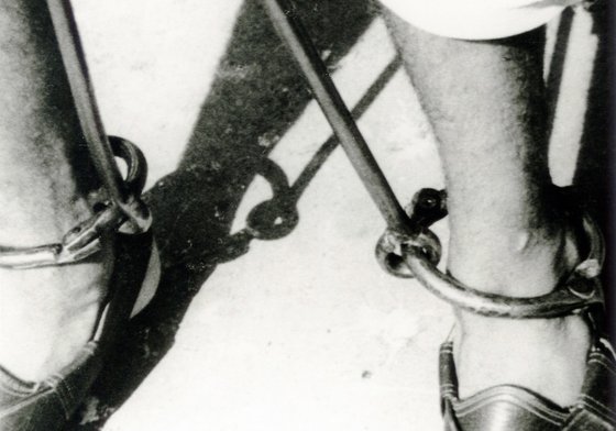 Iron fetters used in Pakistani prisons and permitted in specific circumstances by Pakistan law.