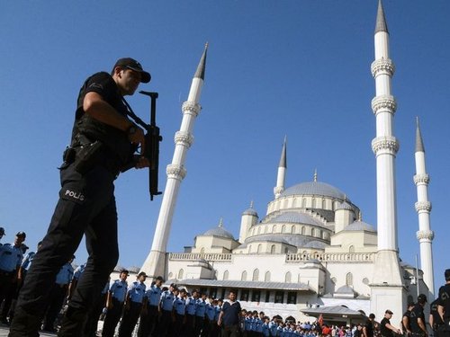 230213_topshot-turkey-military-politics-coup-funeral.jpg