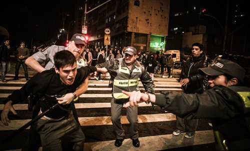 548x331_protest_sao_paolo_july2013.jpg