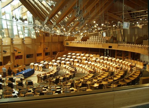 Debating_chamber2C_Scottish_Parliament_2831-05-200629_0.jpg