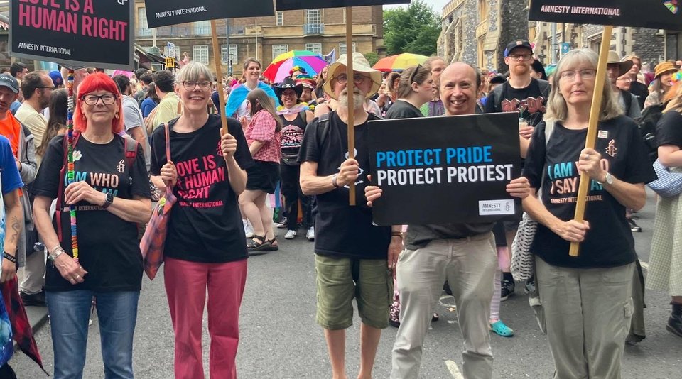 Diss Group Pride pic