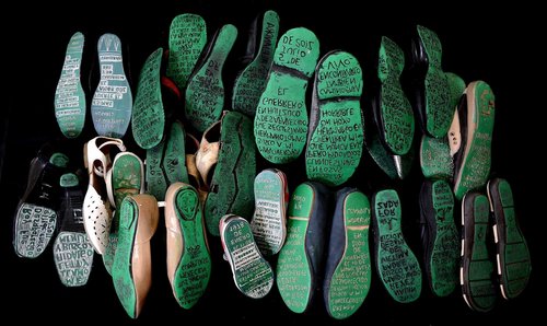 Engraved20shoes201202800229.jpg