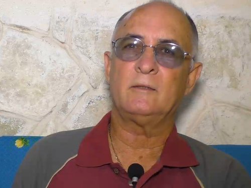 Roberto Quiñones Haces