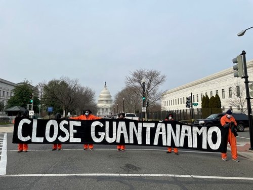 Guantanamo20protest20in20front20of20capitol20building20credit20Photos20vi_0wt6XOT.jpg