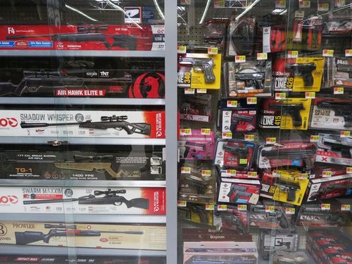 Guns_0.jpg