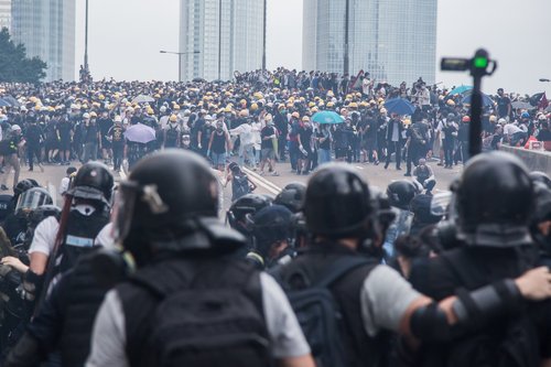 HK1_0_DphMdZM.jpg