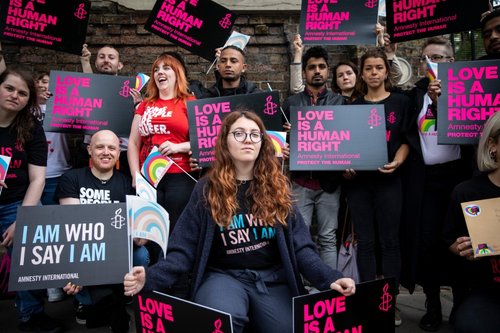 Amnesty International UK members and supporters deliver a petition to the Russian Embassy in London, UK, 17 May 2019