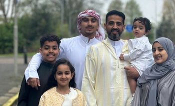 Photo of Fahd Ezzi Mohammed Ramadhan and his Family