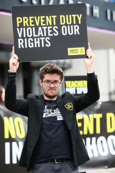 Prevent stunt placard
