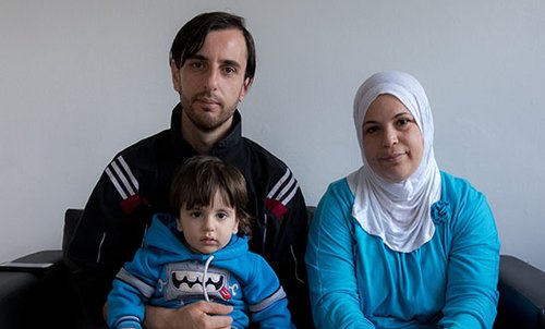 Syrian_family_548x331.jpg