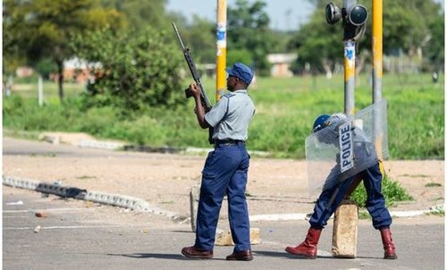 Zim_fuel_protests_0.jpg