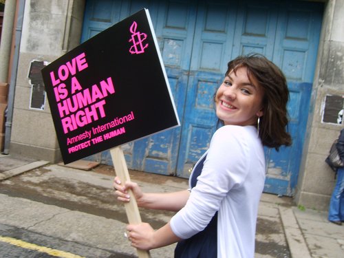 amnesty_pride.jpg
