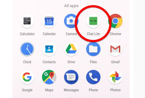 Image of a phone homescreen with the spyware app 'ChatLite' installed