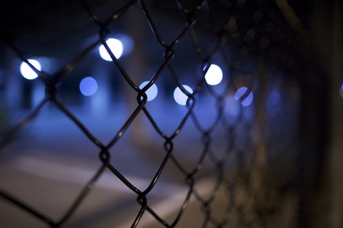 fence-690578_960_720_2.jpg