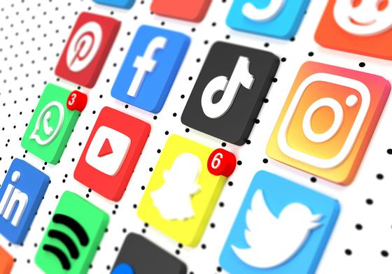 Social media logo pinboard